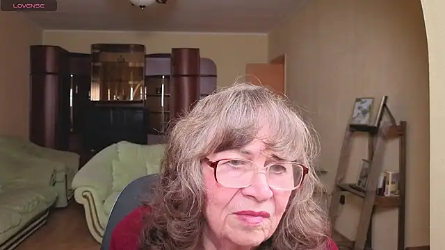 Betty_Brick: онлайн-секс-чат