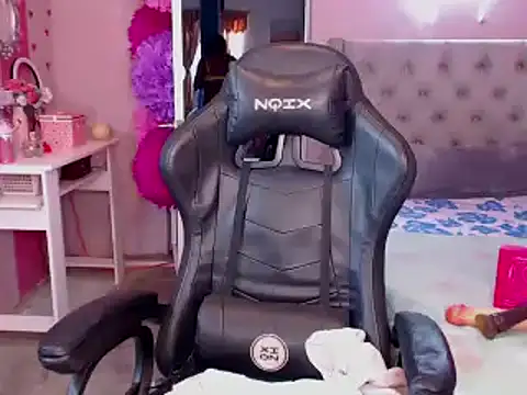 alexa_rodriicumのウェブカメラショー