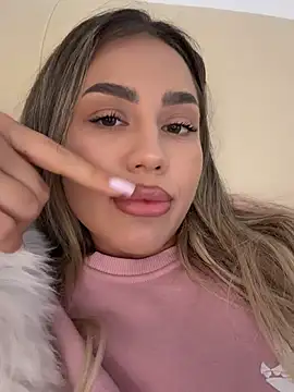 BarbieDoll13 Webcam show