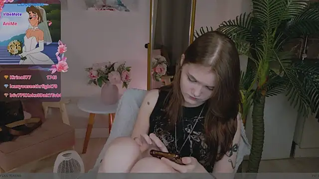 Dilara_xBaby Chat XXX in diretta