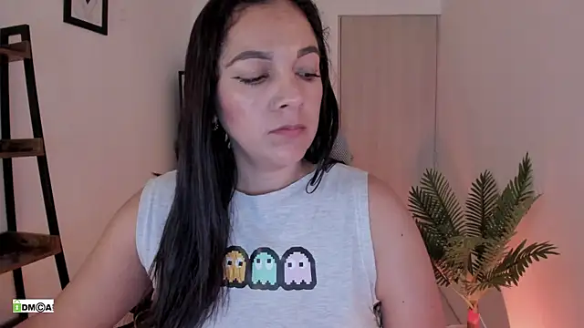 urcute_kitten Chat XXX in diretta