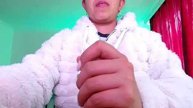 VALERY_MEER élő XXX-chatje