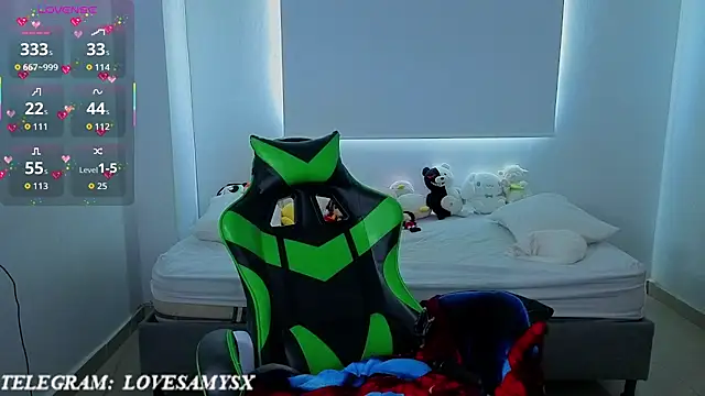 Lovelyamyy's Live XXX Chat