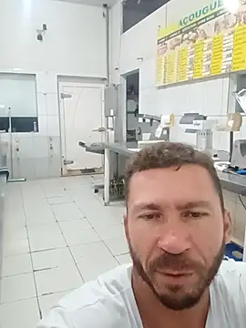 RobertoLuiz84 Adlı Modelin Canlı XXX Sohbeti