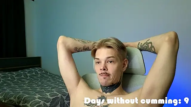 DENIS_HERE's Live XXX Chat