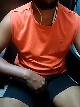 Karantamiltop's Live XXX Chat