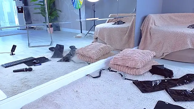 SpoilM3Mor3 Adlı Modelin Web Kamerası Şovu