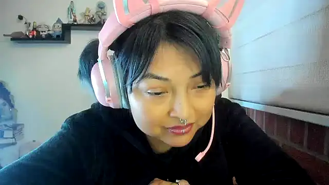 Shaddycute_ Chat XXX in diretta