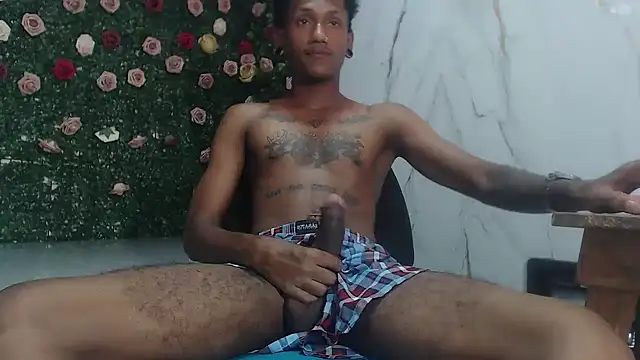 ManSantのライブXXXチャット