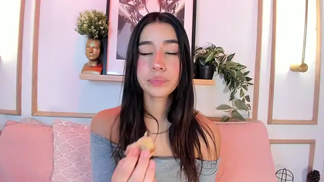 Nanami_ Live XXX-chat