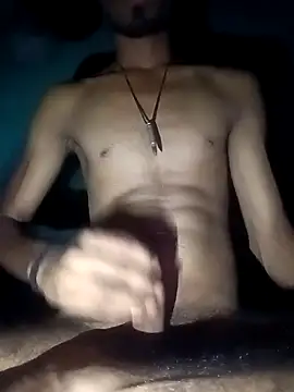 rocky_play_boy_ Show Webcam