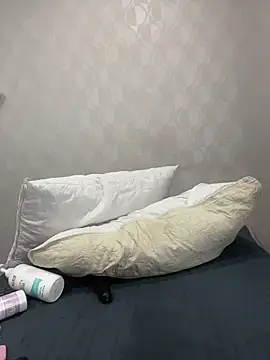 dayis_butera Show in webcam