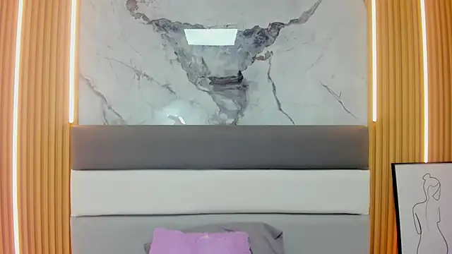 LEYNABRAUN Chat XXX in diretta