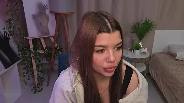 XXX chat uživo modela DelenaRines