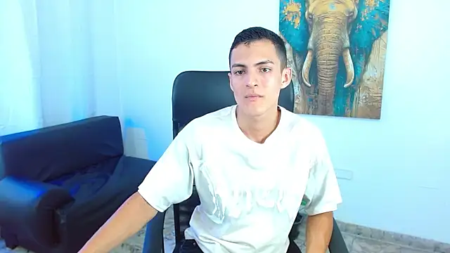 Matiius18 Webcam show