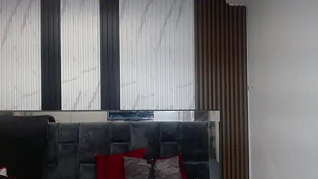 Chat +18 de Zeyllyjhonson ao vivo