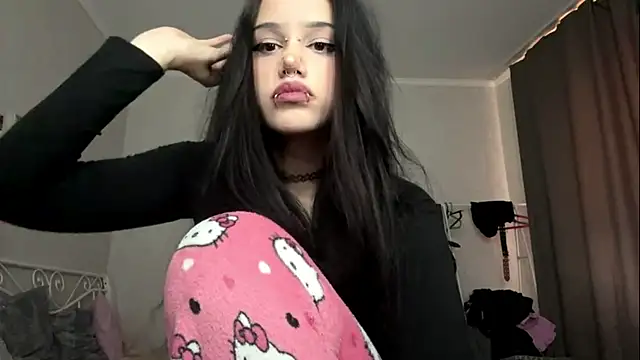 LouisePavlides – webcam-show