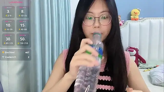 Luna-666 在線直播表演