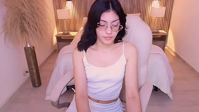 Jin-harrison Chat XXX in diretta