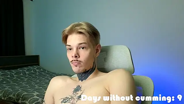 DENIS_HERE: онлайн-секс-чат