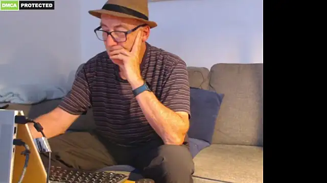 Chatroom XXX en direct de bluedae1