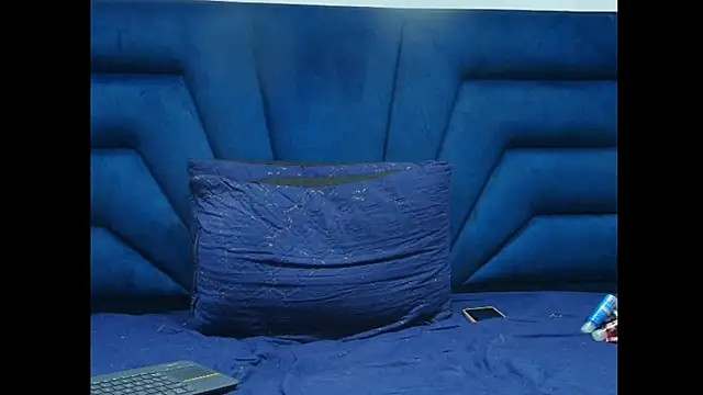 Angell_cooper élő XXX-chatje