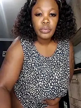 SWEETDOLLY29XX's Live XXX Chat