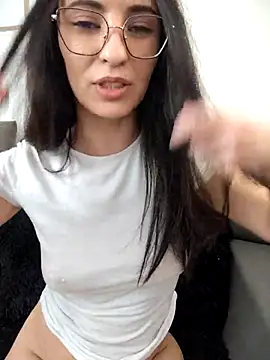 Chatroom XXX en direct de saidaskye