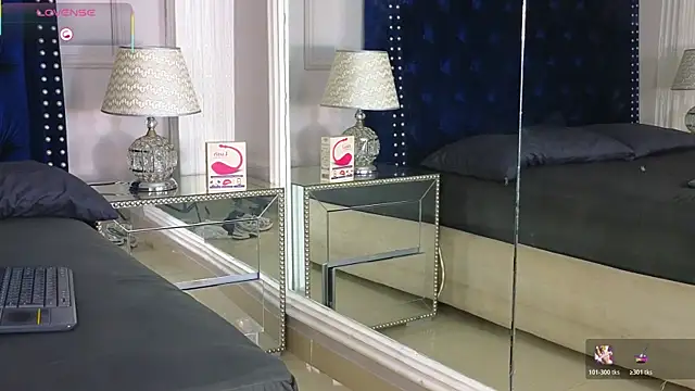 Chat XXX Live CharlesBrown_