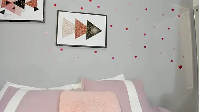 PauleteW10 Show in webcam