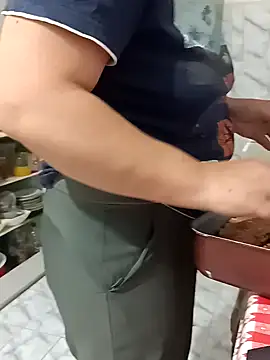 Show modela Saysomething3 na web-kameri