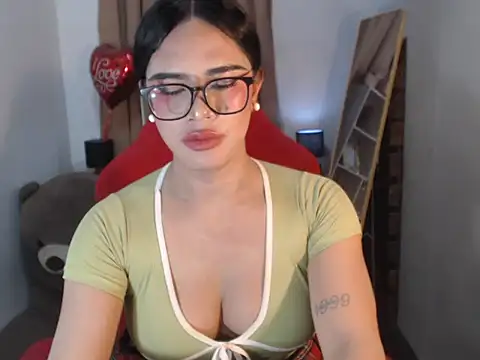 RebeccaTs Chat XXX live