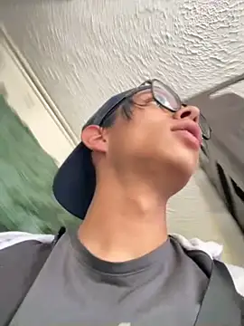 Andres_boy252のウェブカメラショー