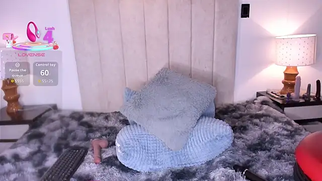 MarthinaBaker Chat XXX in diretta