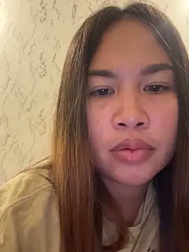 Ponthip's Webcam Show