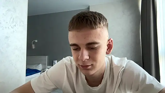 SoloFury: вебкам-шоу