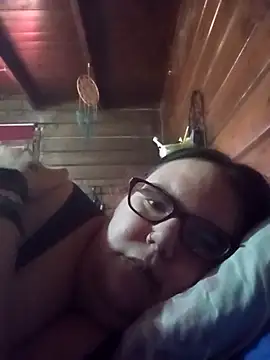 Chat +18 de Gatitabuena90 ao vivo