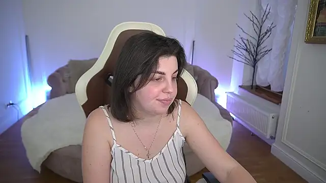 Chat XXX en directo de MirandaWong