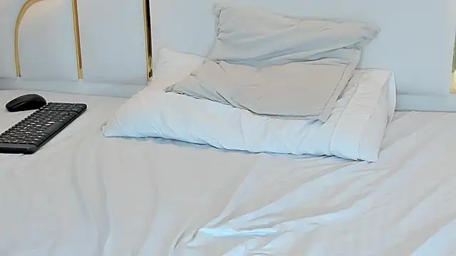 naughtyrose_vc live XXX chat