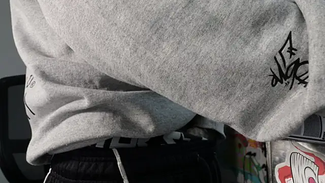 trieone Pertunjukan Webcam