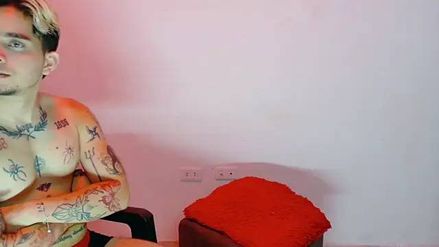 Chat +18 de AliceandMax ao vivo