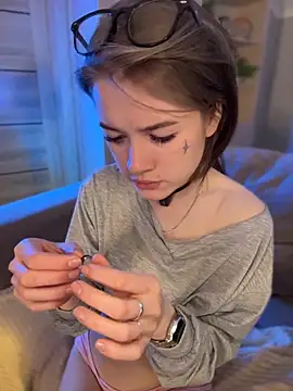 Pokazy przed kamerką – Marryme-