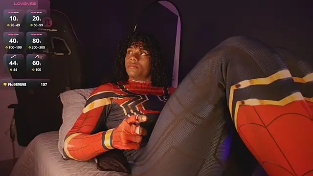 Pokazy przed kamerką – Lucas_eevans