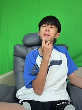 DD-101: вебкам-шоу