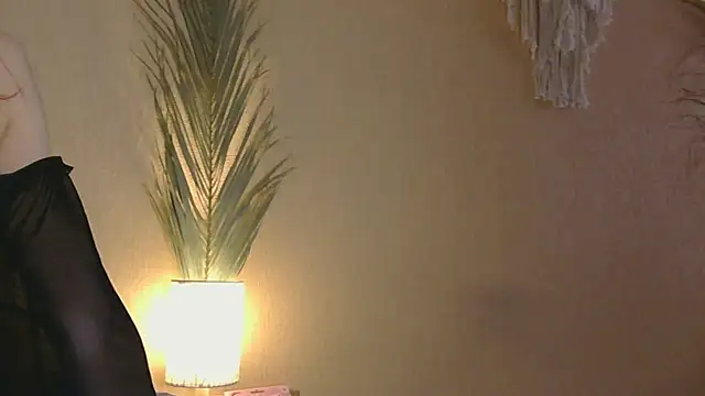 Kirana_Hayes Webcam Show