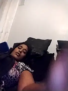 Baby_P Pertunjukan Webcam