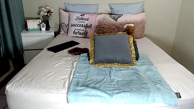 FitSelina66's Live XXX Chat