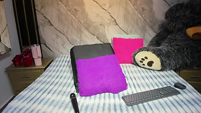 Niyirey1 Live XXX-Chat