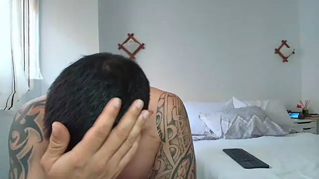 Valen_Dom Show in webcam