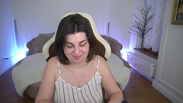 MirandaWong's Live XXX Chat